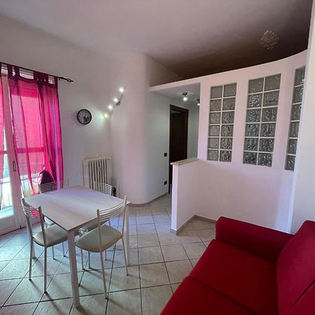 G&G Giusy E Gabry Apartment Santhia Bagian luar foto